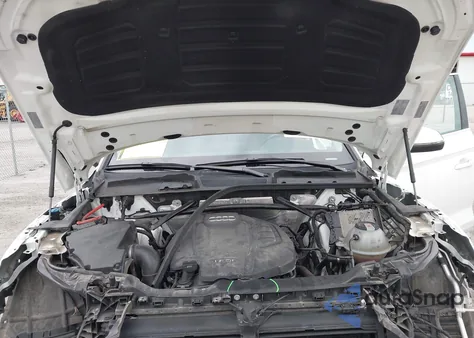 2018 Audi Q5 2.0T Premium/2.0T Tech Premium z USA, uszkodzony, nr VIN WA1ANAFY2J2205618